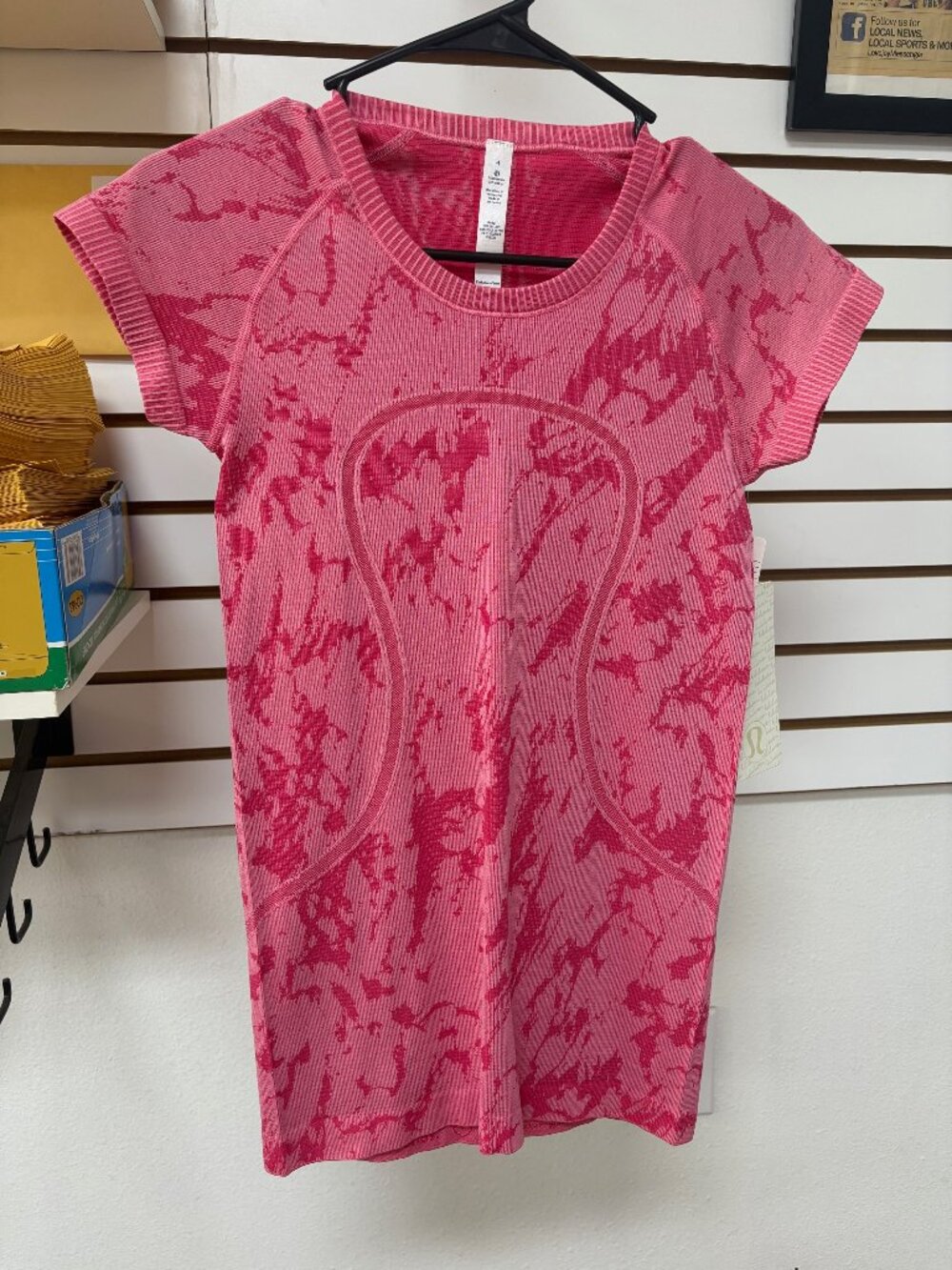 *NEW* Lululemon Swiftly Tech SS Crew